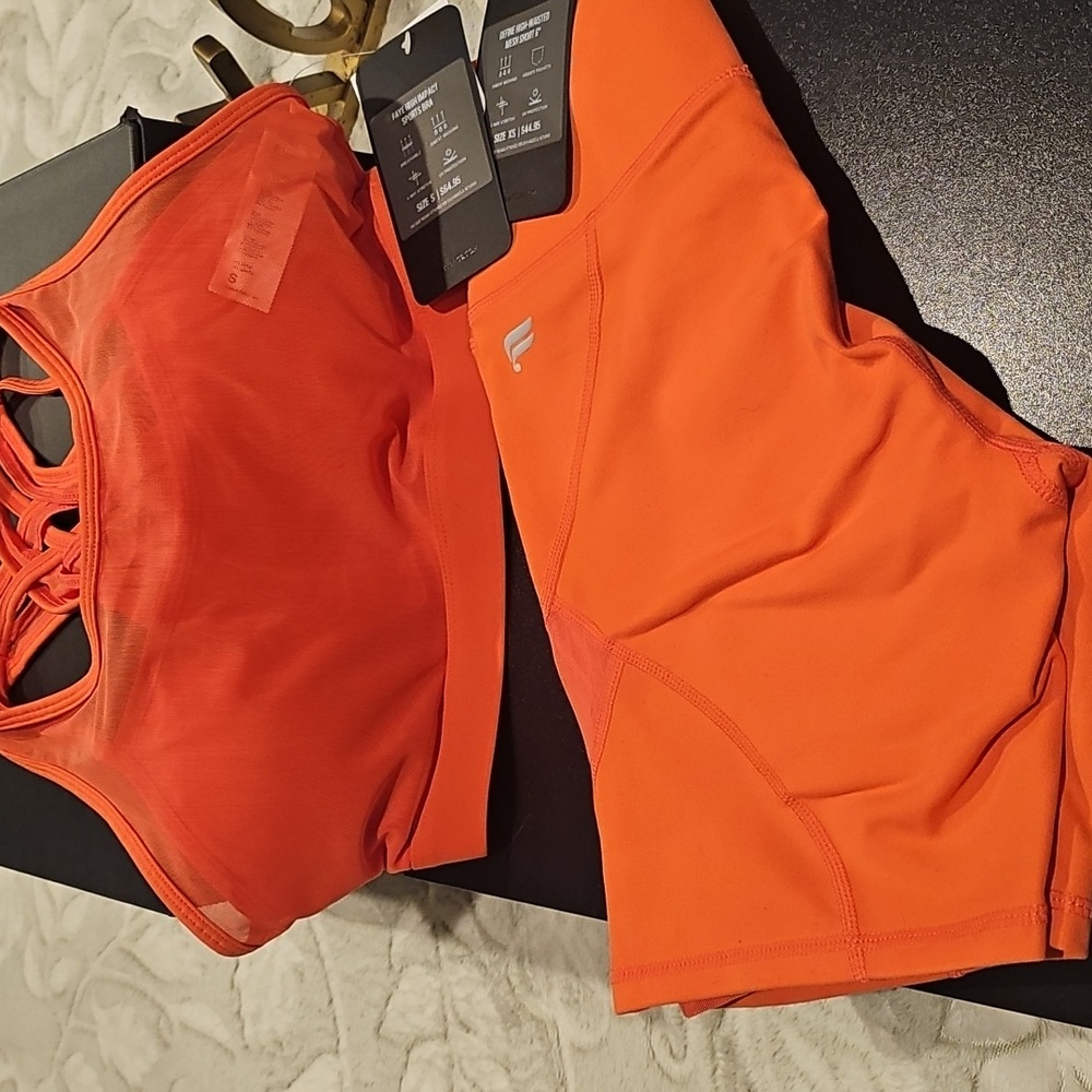NWT Fabletics 2 piece coral outfit